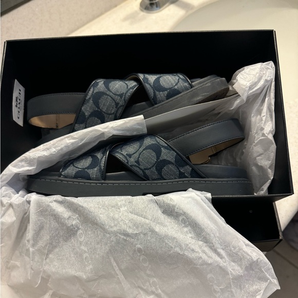 Coach Women’s Fraser Sandals with Signature Chambray - Picture 2 of 5